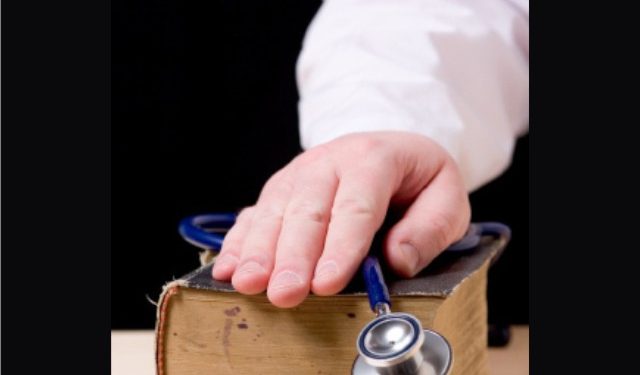 Principios de bioética de Beauchamp y Childress