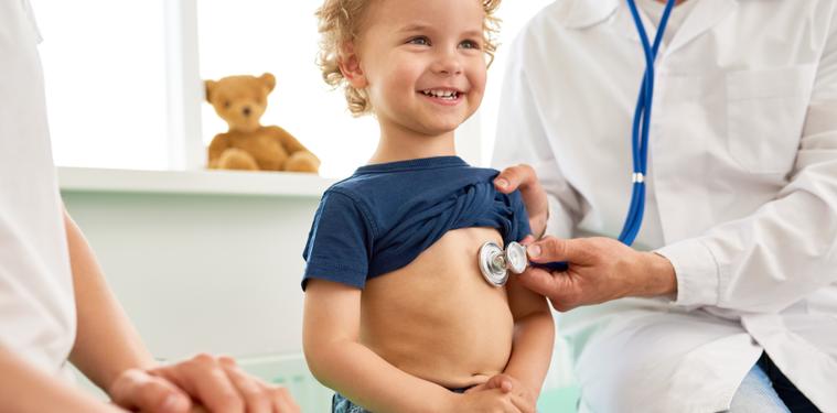 ¿Qué evaluar durante una consulta pediátrica?