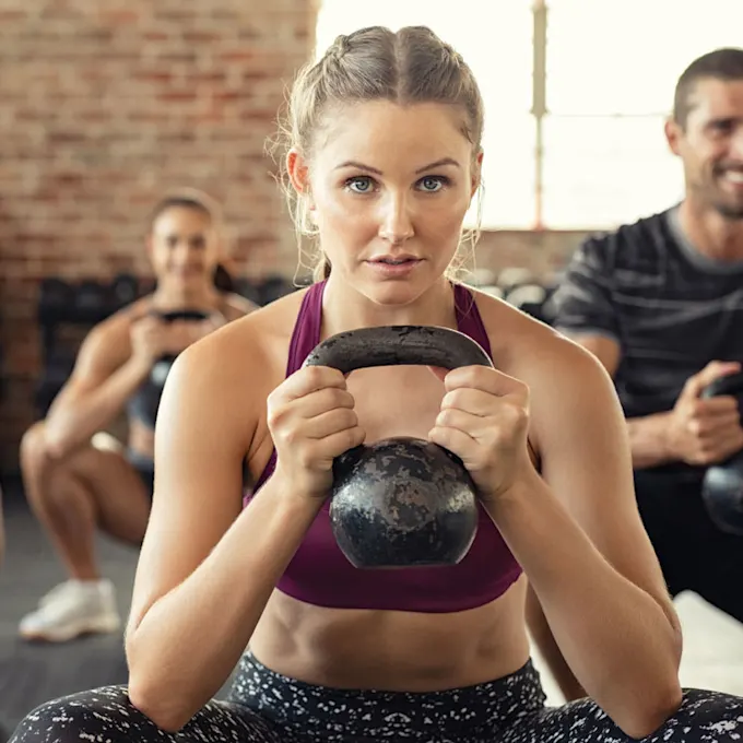 ¿Cuanto tiempo es adecuado entrenar para adquirir fuerza?