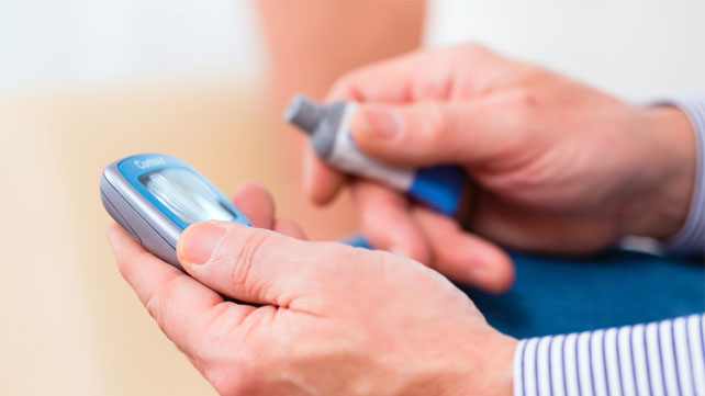 Síndrome hiperosmolar hiperglucémico: Manifestaciones Clínicas