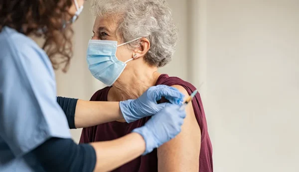 Insistir a los pacientes de los beneficios de la vacunación