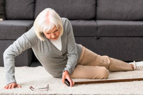 Causas de caídas en pacientes de la tercera edad