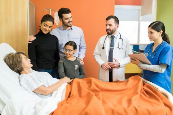 Papel de la familia en el cuidado de pacientes graves