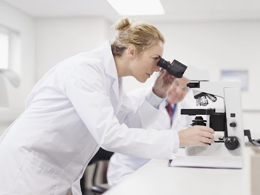 El papel del patólogo ante la enfermedad