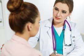 Empatía y buena comunicación, lo que todo médico necesita