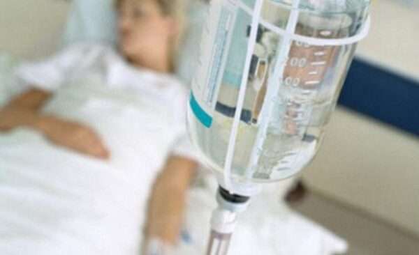 Reposición de líquidos y electrolitos intravenosos