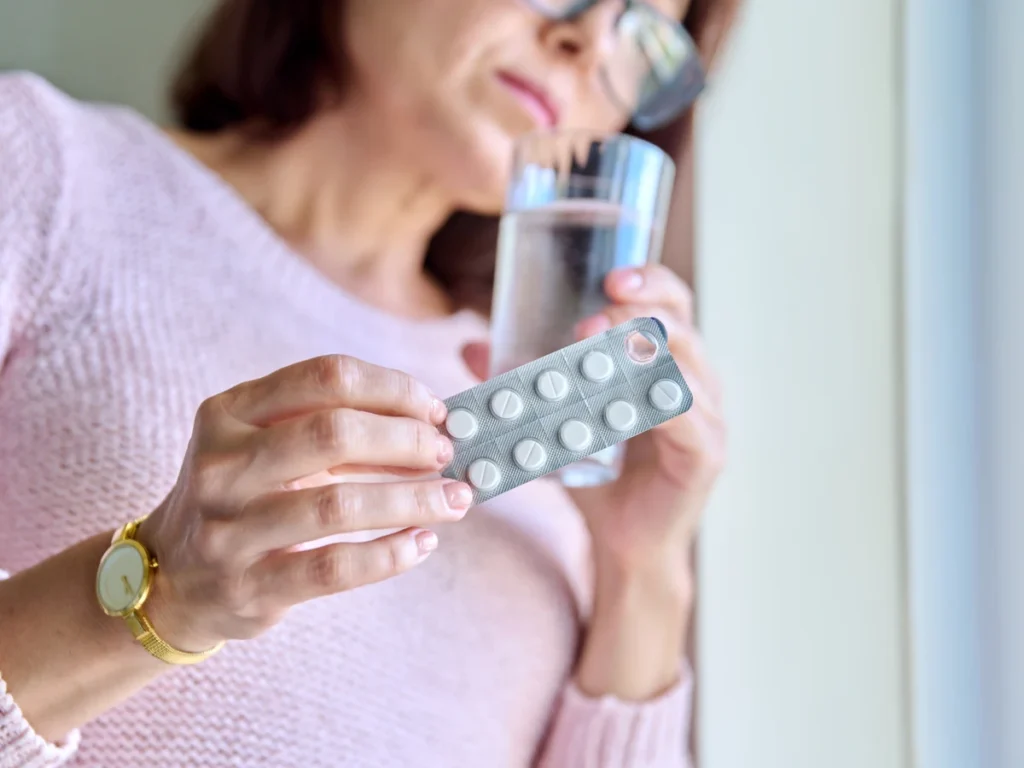 Agentes de Terapia de Reemplazo Hormonal para Pacientes con Menopausia