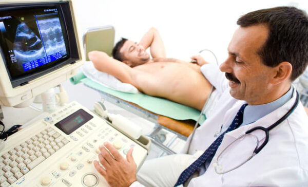 La Integración de Ecocardiografistas No Médicos y su Impacto en la Accesibilidad y Eficiencia